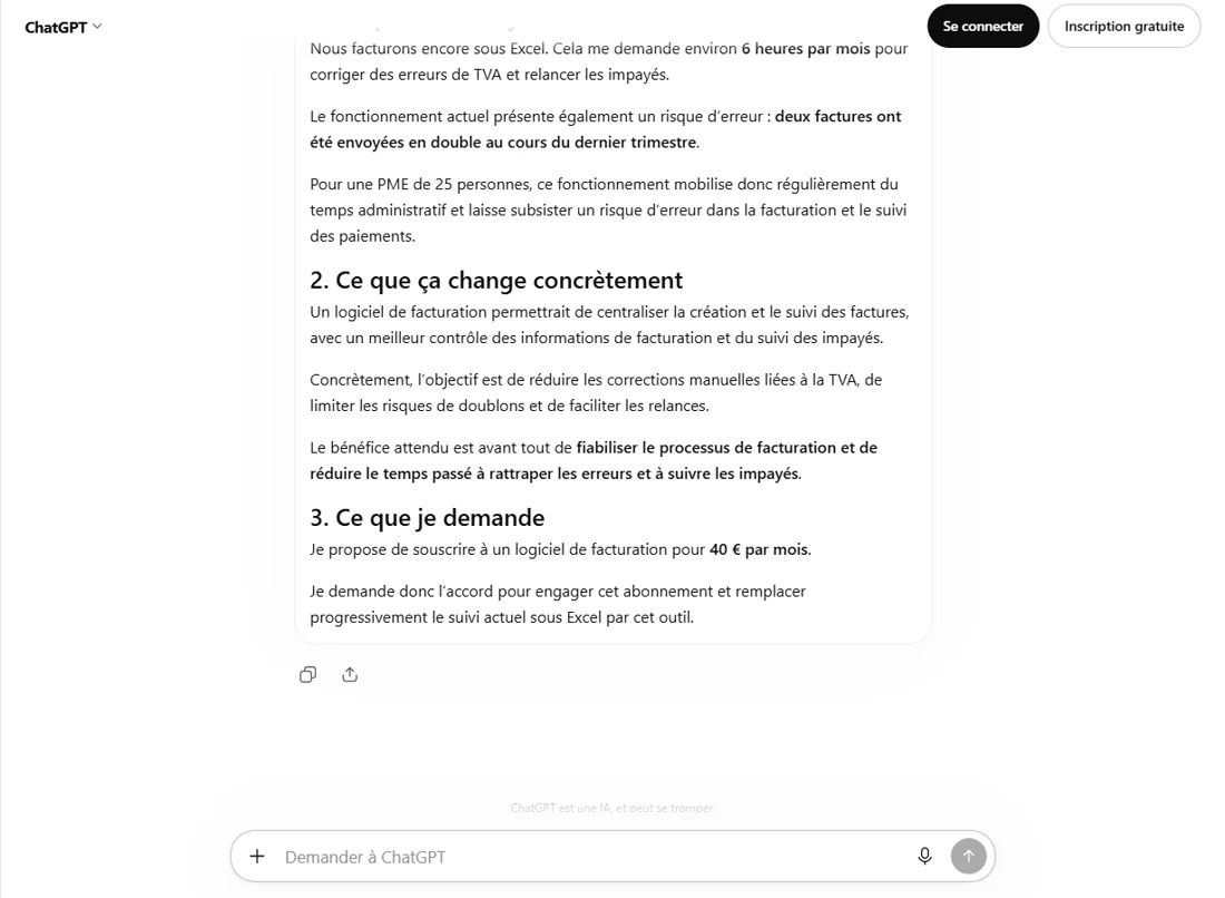 Réponse de ChatGPT à la demande contextualisée : une note en trois parties qui reprend les six heures par mois, les deux factures envoyées en double et les 40 euros mensuels, sans aucune mention entre crochets.